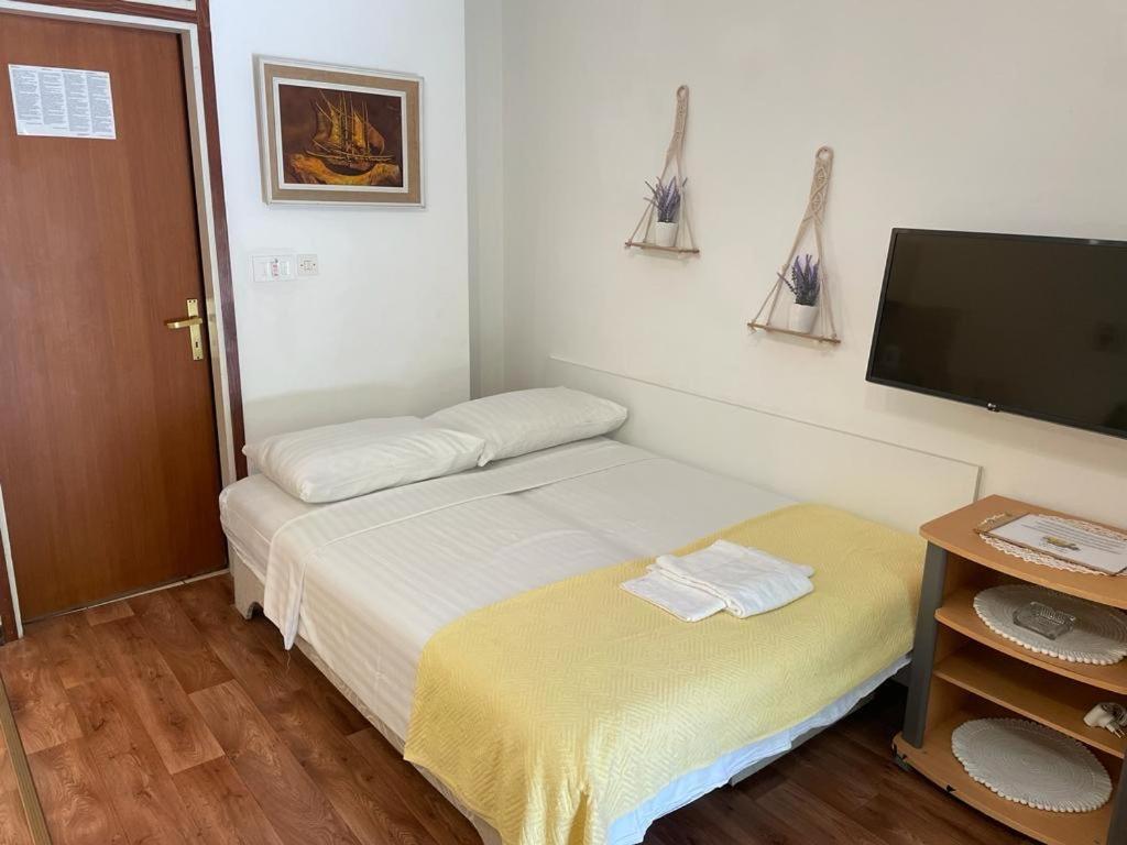 Apartmani Mavrinac เนเรซีน ห้อง รูปภาพ