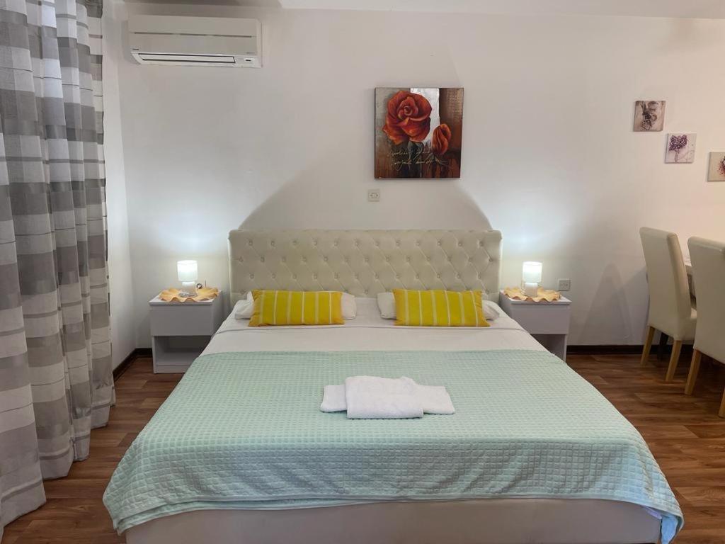 Apartmani Mavrinac เนเรซีน ห้อง รูปภาพ